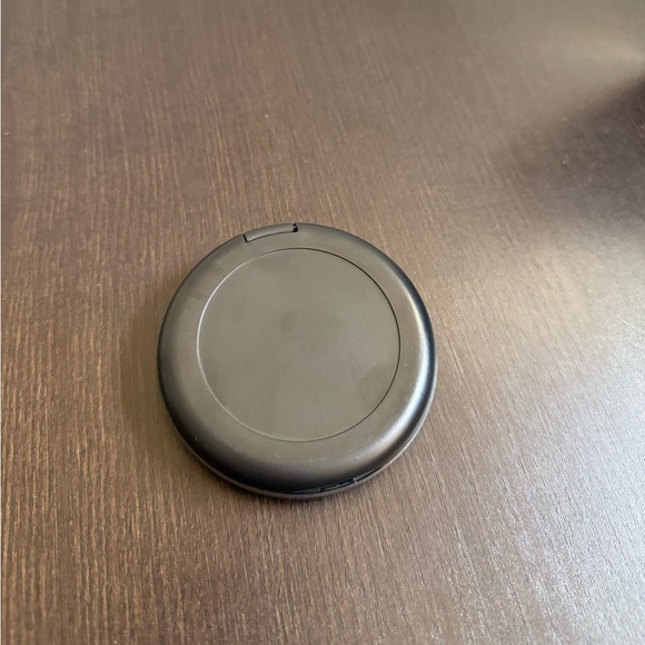 Dior Beauty Compact Mirror - Picture 2 of 4